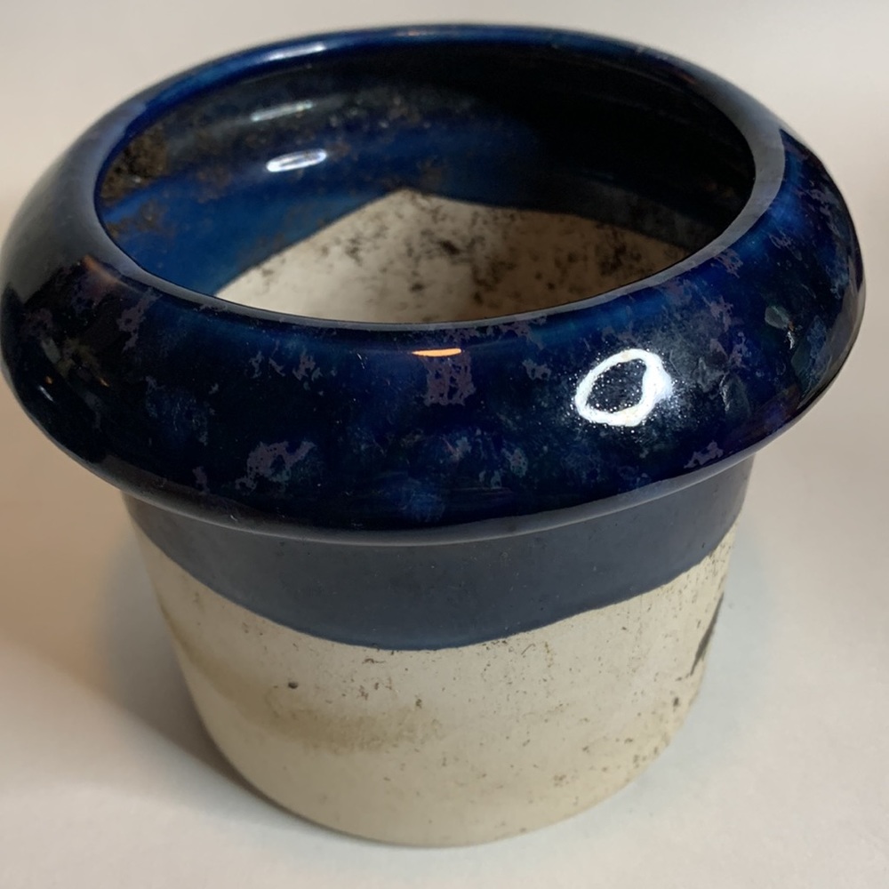 The Violet Pot Blue African Self Watering Planter Pot 1997 - Picture 4 of 6